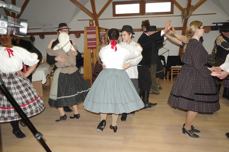 LEVI8528 (Medium).JPG
